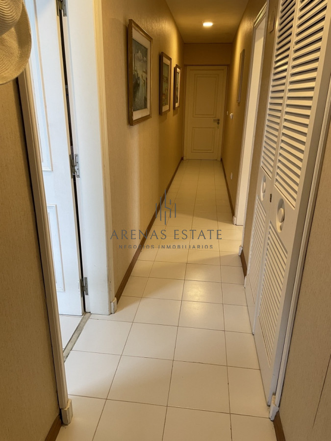 Apartamento ID.991 - Apartamento en venta en Punta del Este