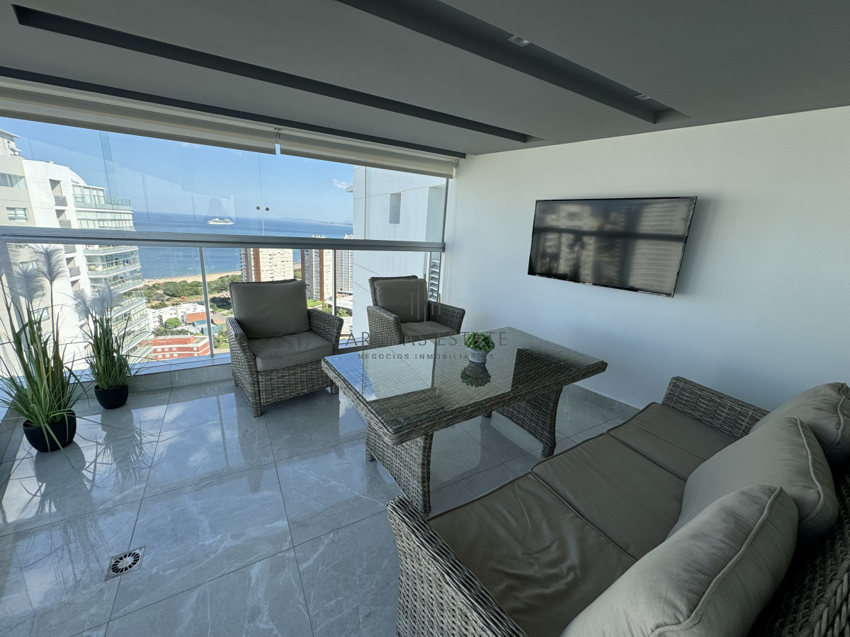 Apartamento ID.3544 - Espectacular Penthouse en Venta en Punta del Este  