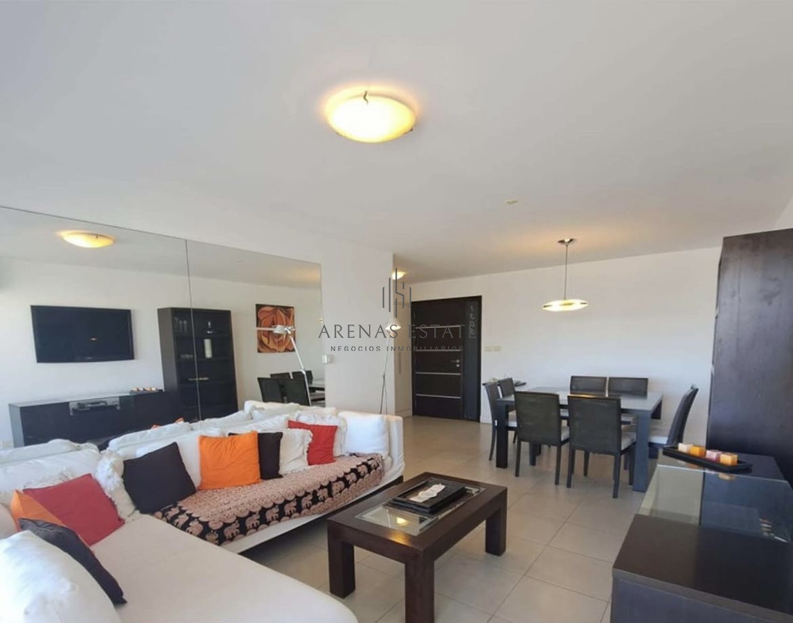 Apartamento ID.2259 - Apartamento de dos dormitorios en venta en Punta del Este
