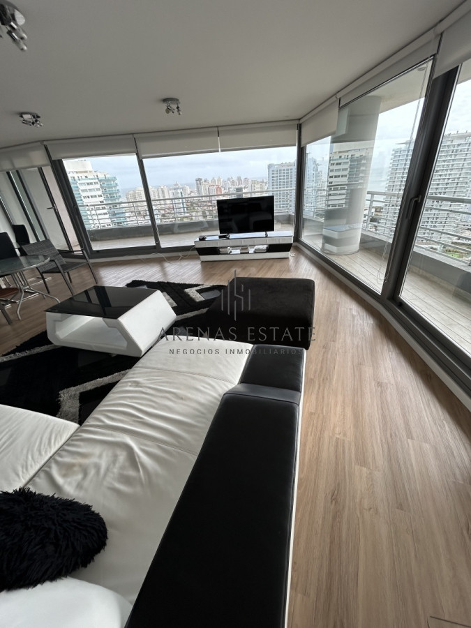 Apartamento ID.1759 - Impresionante apartamento de 3 dormitorios y servicio , Punta del Este