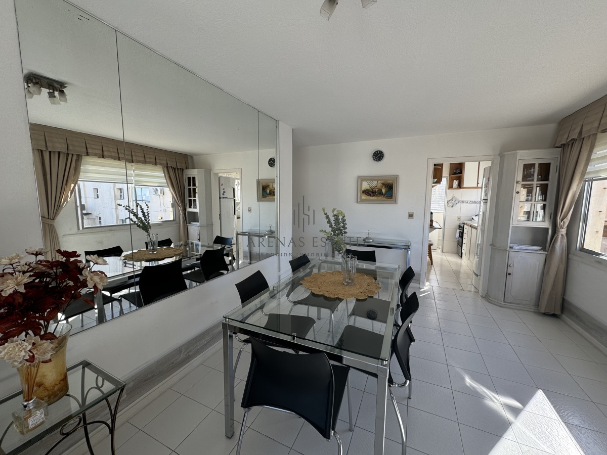 Apartamento ID.2913 - Apartamento en venta de 3 dormitorios en Punta del Este 