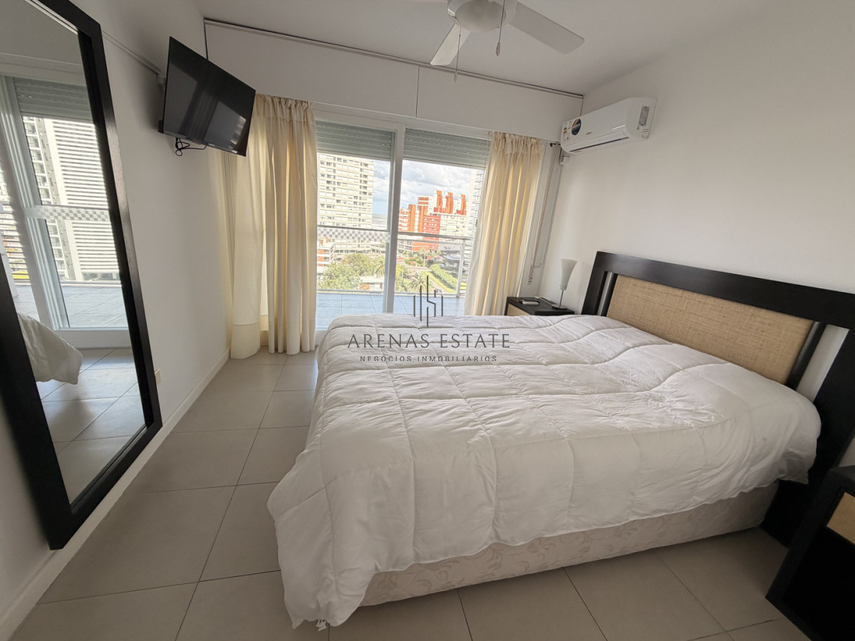 Apartamento ID.4455 - Apartamento de dos dormitorios en venta en Punta del Este