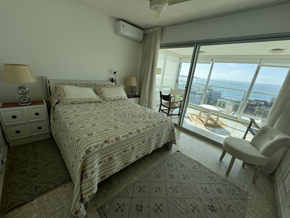 Apartamento ID.3225 - Apartamento de 3 dormitorios en Peninsula , Punta del Este 