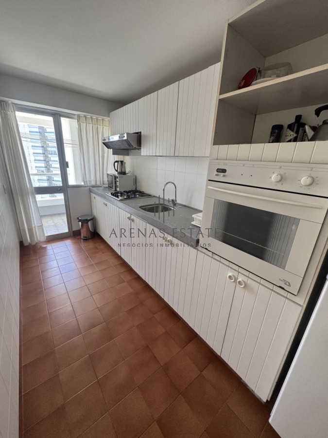Apartamento ID.3843 - Apartamento en venta de dos dormitorios en primera linea de la Brava, Punta del Este