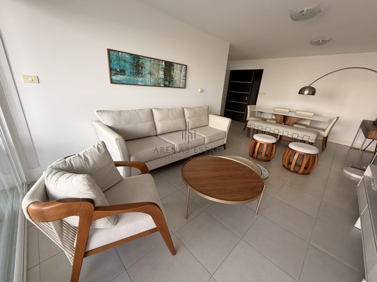 Apartamento ID.4455 - Apartamento de dos dormitorios en venta en Punta del Este