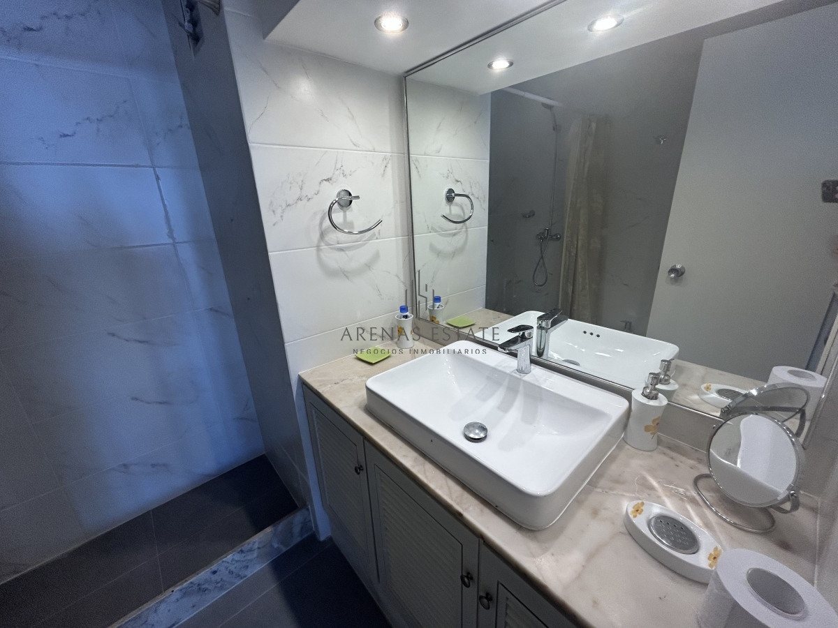 Apartamento ID.1847 - Apartamento de 3 dormitorios en venta en Punta del Este 