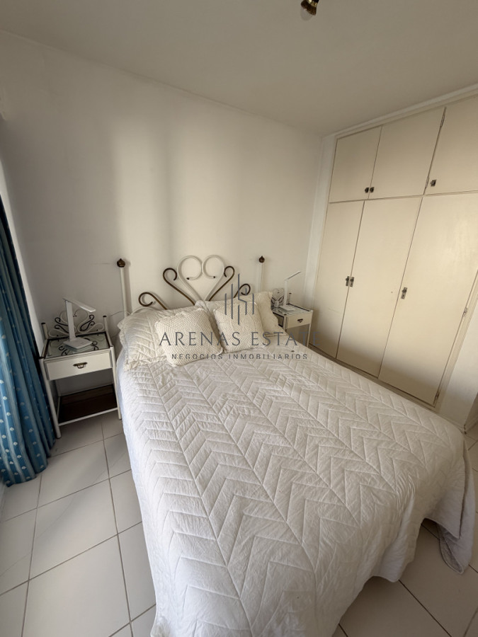 Apartamento ID.2666 - Apartamemento en venta de 1 dormitorio y medio en Punta del Este 