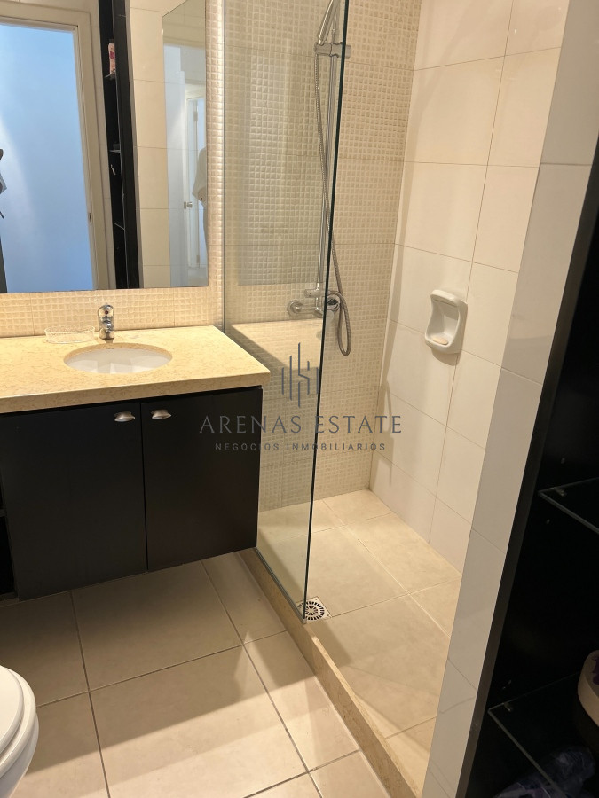 Apartamento ID.2026 - Apartamento en venta de 3 dormitorios en Punta del Este 