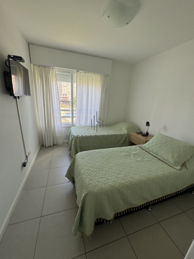 Apartamento ID.4089 - Apartamento de 3 dormitorios en venta en Punta del Este