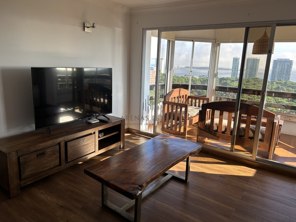 Apartamento ID.1406 - Excelente apartamento en venta en Punta del Este 