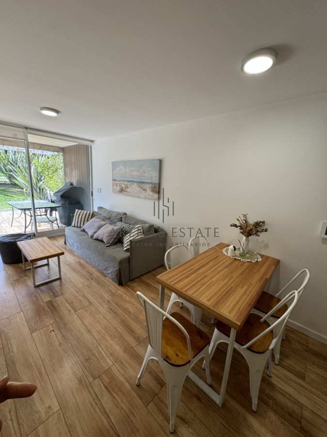 Apartamento ID.2743 - Apartamento en venta de 2 dormitorios en Punta del Este 