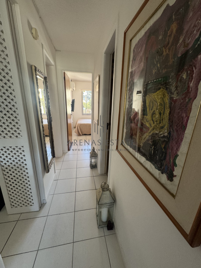 Apartamento ID.3918 - Apartamento de 3 dormitorios en playa Mansa . Penthouse con terraza exclusiva