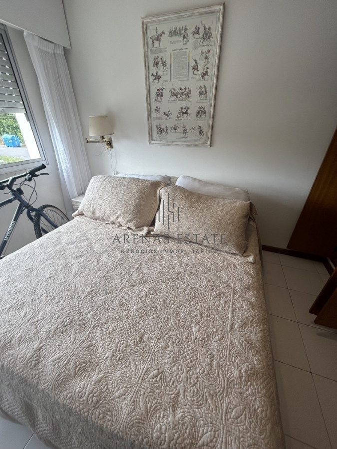 Apartamento ID.2072 - Apartamento de 3 dormitorios en venta Zona brava , Punta del Este