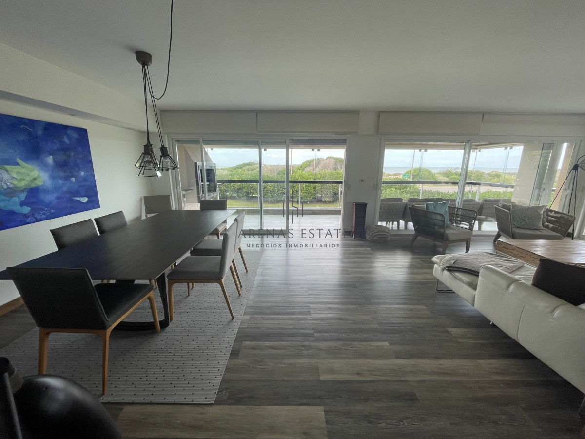 Apartamento ID.990 - Apartamento en venta en Punta del Este