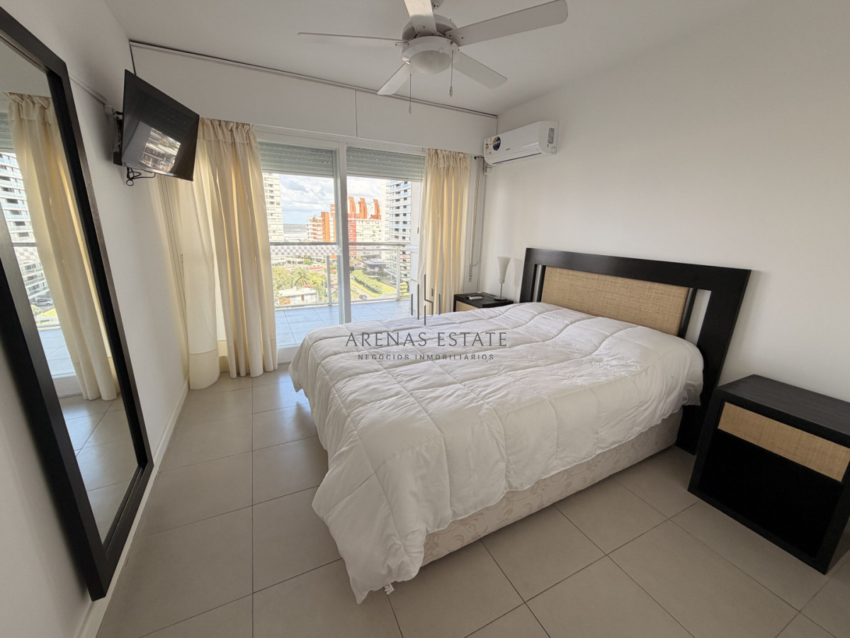 Apartamento ID.4455 - Apartamento de dos dormitorios en venta en Punta del Este