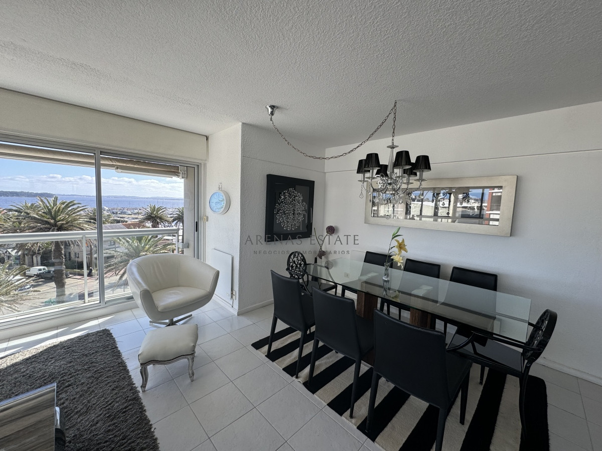 Apartamento ID.2944 - Apartamento de 3 dormitorios en venta en Punta del Este 