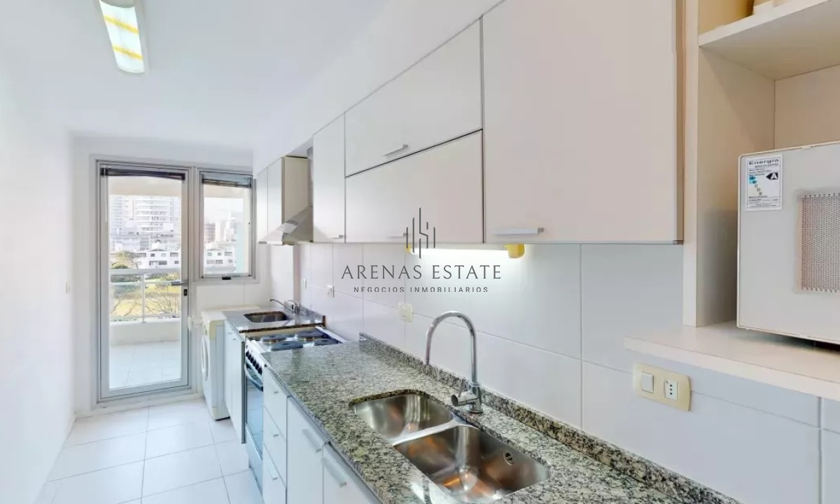 Apartamento ID.2311 - Apartamento en venta de dos dormitorios y medio , Punta del Este 