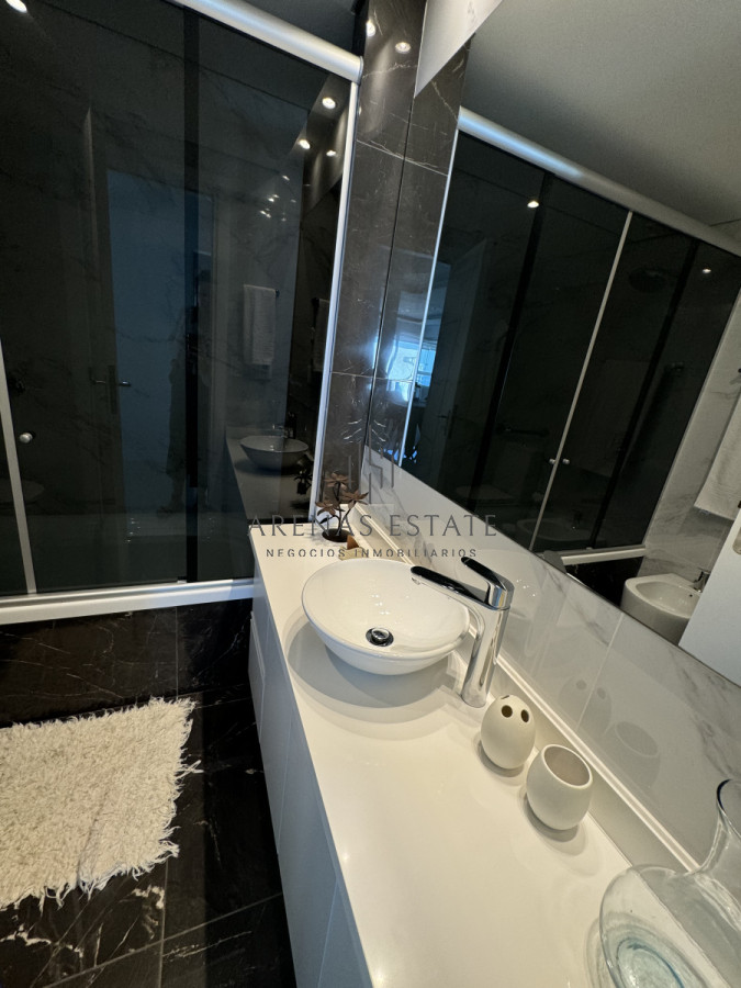 Apartamento ID.3544 - Espectacular Penthouse en Venta en Punta del Este  