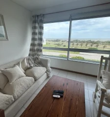 Apartamento de 3 dormitorios en venta Zona brava , Punta del Este