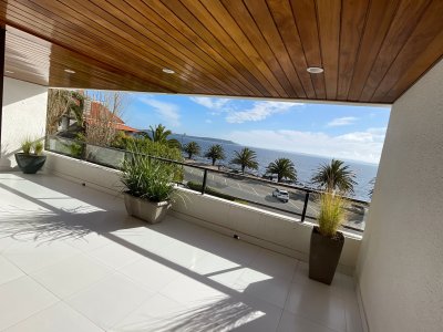 Apartamento en venta zona puerto  Punta del este 