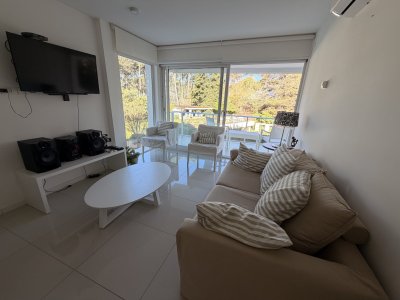 Apartamento de 1 dormitorio en venta en zona Mansa 