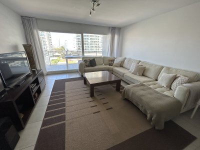 Apartamento de 3 domrmitorios en venta Punta del este 