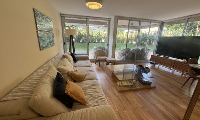 Apartamento en Punta del Este, Mansa
