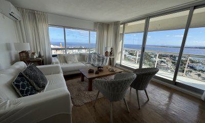 Apartamento en venta de 3 dormitorios en Punta del Este