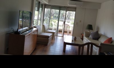 Apartamento de dos dormitorios en venta en Punta del Este