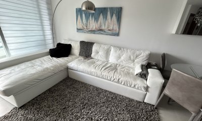 Apartamento de dos dormitorios en venta en zona del Puerto de Punta del Este