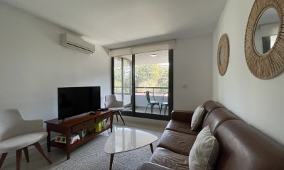 Apartamento de dos dormitorios en venta Punta del Este