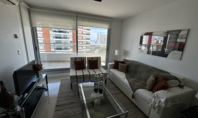 Apartamento d 3 dormitorios  en venta en Punta del Este