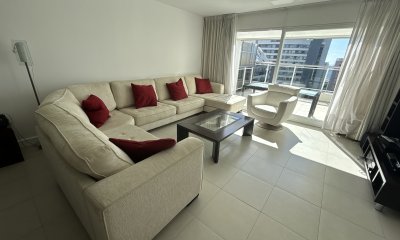 Aprtamento en venta de 3 dormitorios en suite en Punta del Este , Penthouse