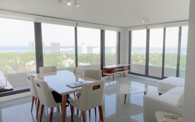 Apartamento en venta de 3 dormitorios en Av Roosevelt