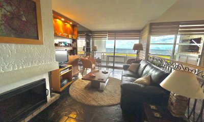 Apartamento en venta de dos dormitorios en Mansa, Punta del Este