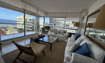 Apartamento en venta de 2 dormitorios , en Punta del Este