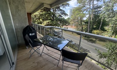 Apartamento de dos dormitorios en venta en zona mansa Punta del Este