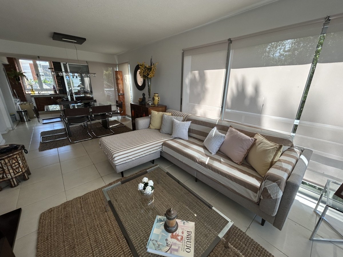 Apartamento de 3 dormitorios zona Mansa