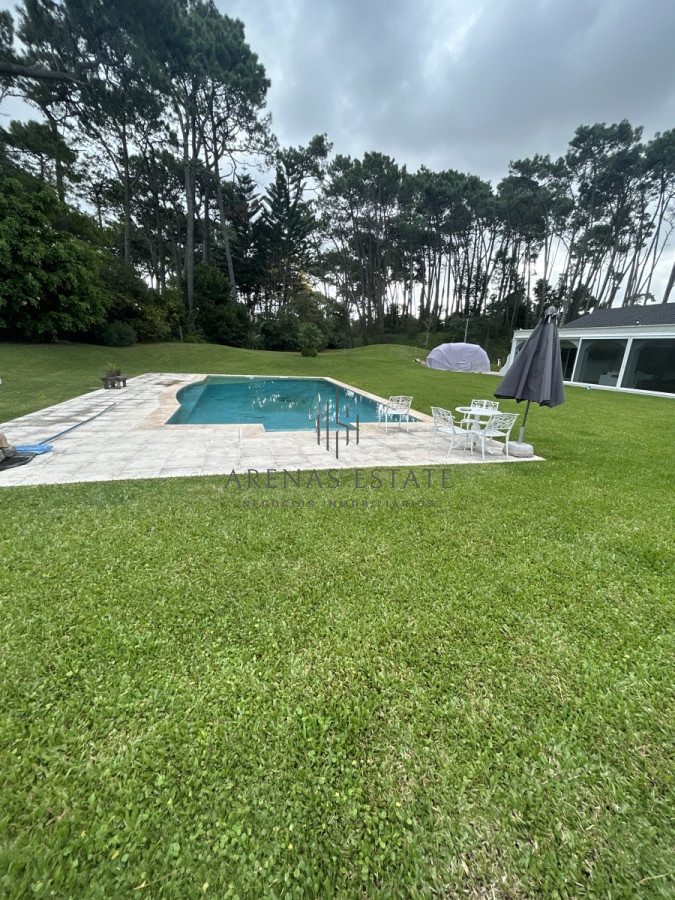 Casa ID.2632 - Espectacular casa en venta ubicada en San Rafael Punta del Este , 4 dormitorios 