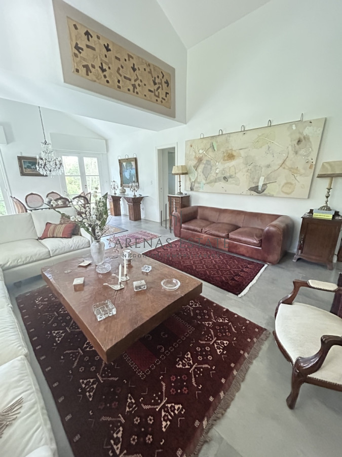 Casa ID.2632 - Espectacular casa en venta ubicada en San Rafael Punta del Este , 4 dormitorios 