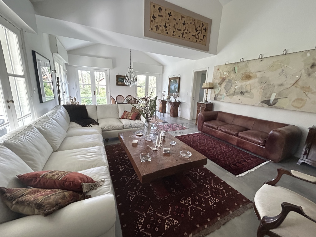 Casa ID.2632 - Espectacular casa en venta ubicada en San Rafael Punta del Este , 4 dormitorios 