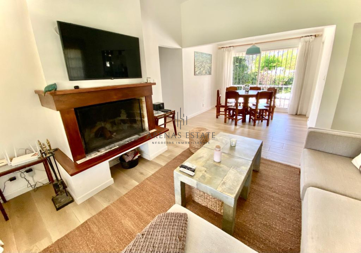 Casa ID.1452 - En venta casa en zona Mansa 