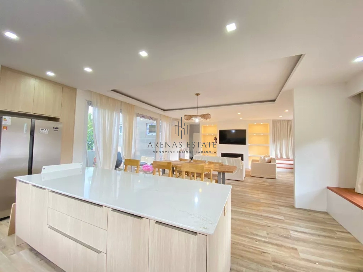 Casa ID.2932 - Casa en venta en Punta del Este