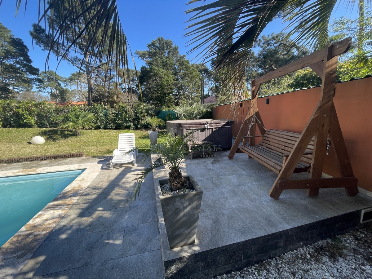 Casa ID.1653 - Excepcional casa en alquiler temporal zona  country Punta del Este 