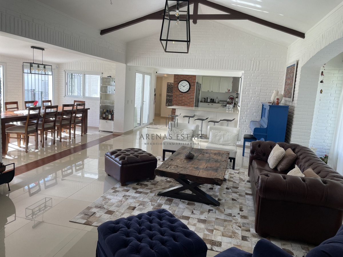 Casa ID.1653 - Excepcional casa en alquiler temporal zona  country Punta del Este 