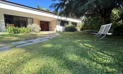 Casa en venta en Punta del Este , 3 dormitorios más servicio