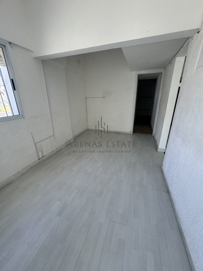 Local Comercial ID.3364 - Locales en alquiler en zona comercial  de Punta del Este 