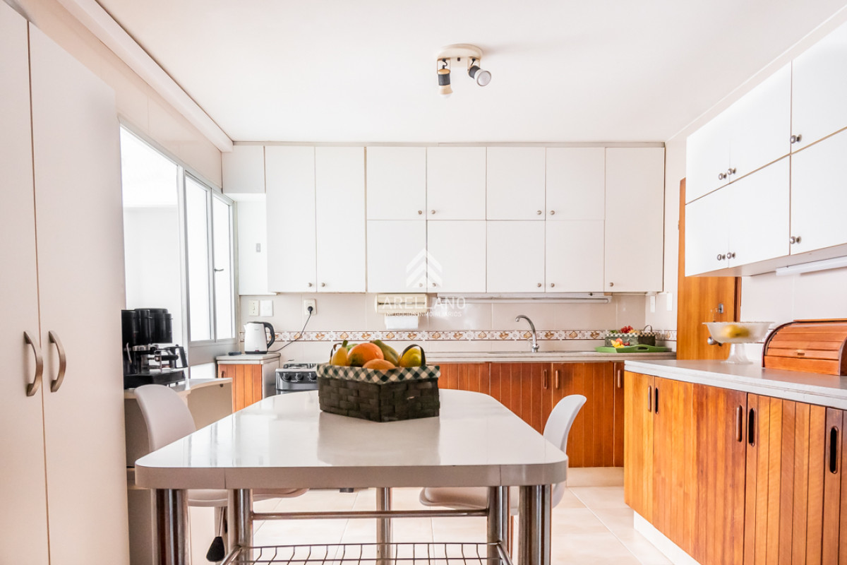 Apartamento ID.5569 - Apartamento 3 dormitorios mas dependencia. Roosevelt Center Torre A. Vista despejada a Roosevelt. Amueblado