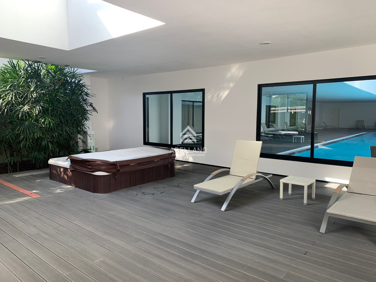 Apartamento ID.5569 - Apartamento 3 dormitorios mas dependencia. Roosevelt Center Torre A. Vista despejada a Roosevelt. Amueblado