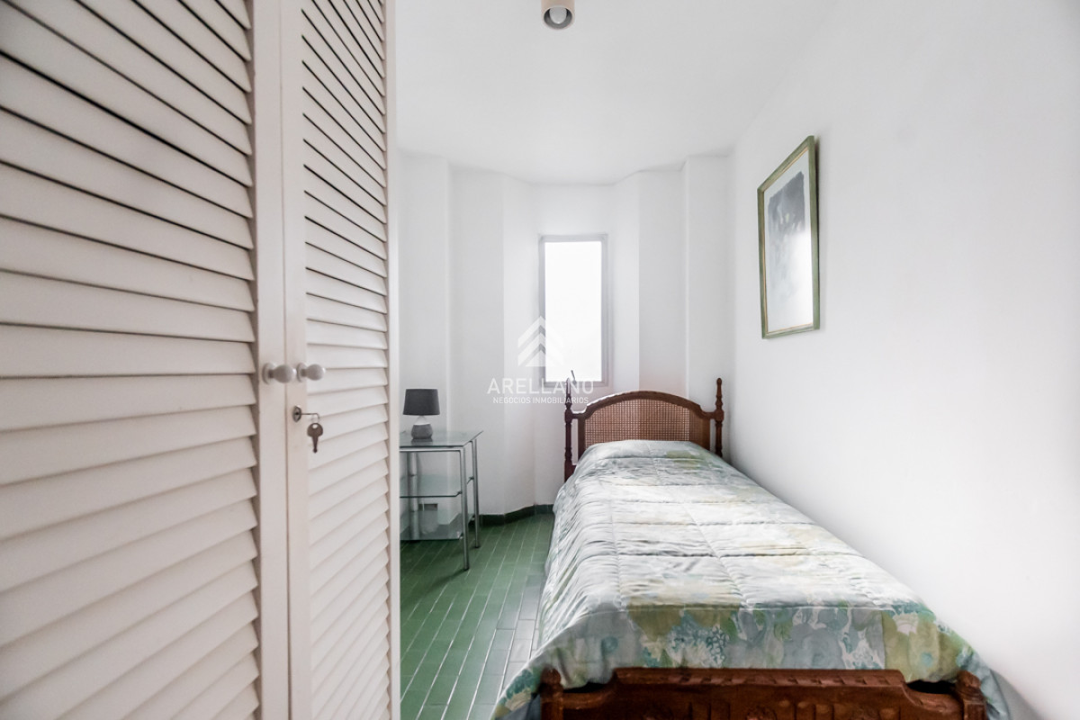 Apartamento ID.5569 - Apartamento 3 dormitorios mas dependencia. Roosevelt Center Torre A. Vista despejada a Roosevelt. Amueblado